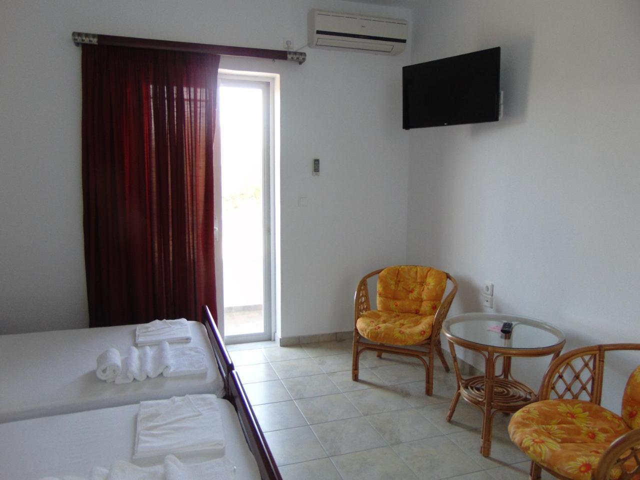 Hotel Fotini Митикас Экстерьер фото